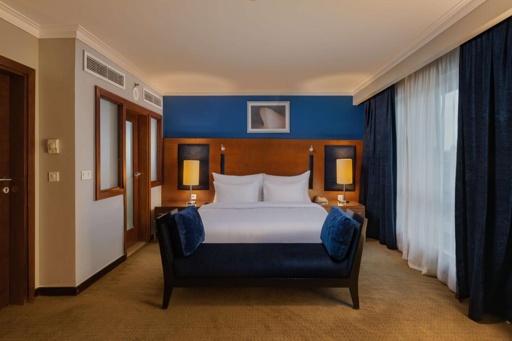 Radisson Blu Hotel, Cairo Heliopolis Ngoại thất bức ảnh