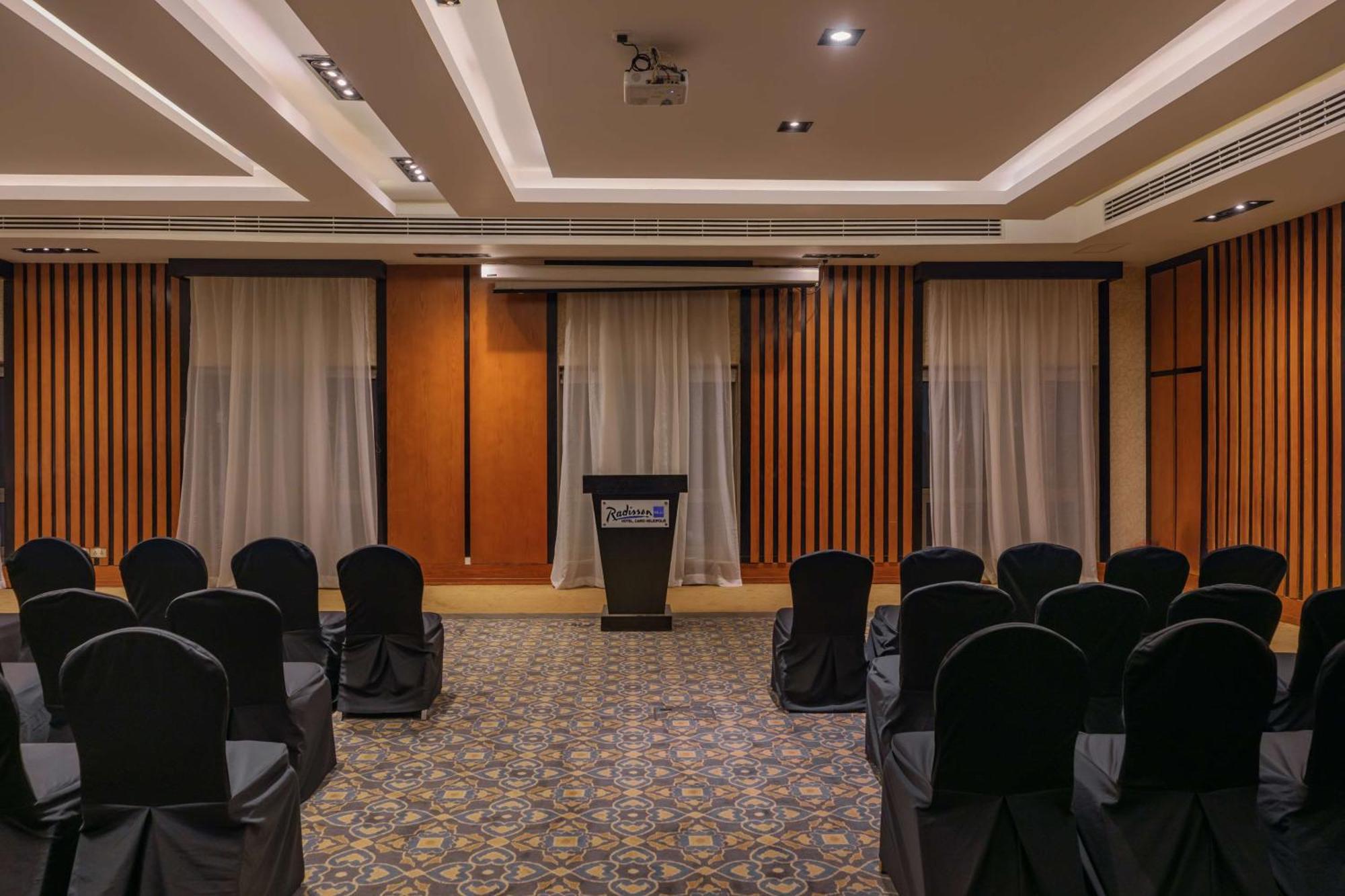 Radisson Blu Hotel, Cairo Heliopolis Ngoại thất bức ảnh